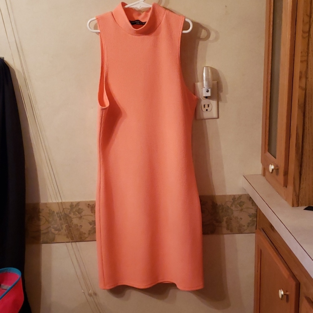 Coral sleeveless dress